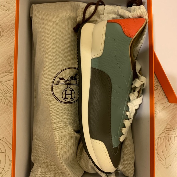 New authentic Hermes men’s shoes (never worn) - Picture 2 of 4